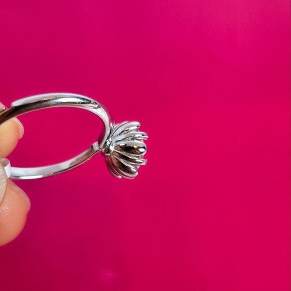 GH Color 8mm Moissanite 925 Sterling Silver Ring Sz 8.25 (adjustable) - Picture 4 of 8